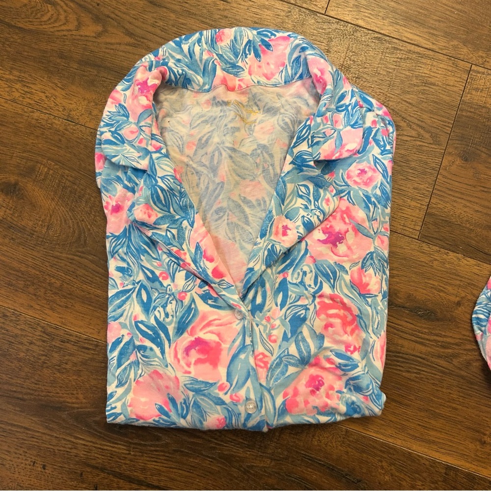 Lilly Pulitzer Pajama Set - Picture 2 of 7